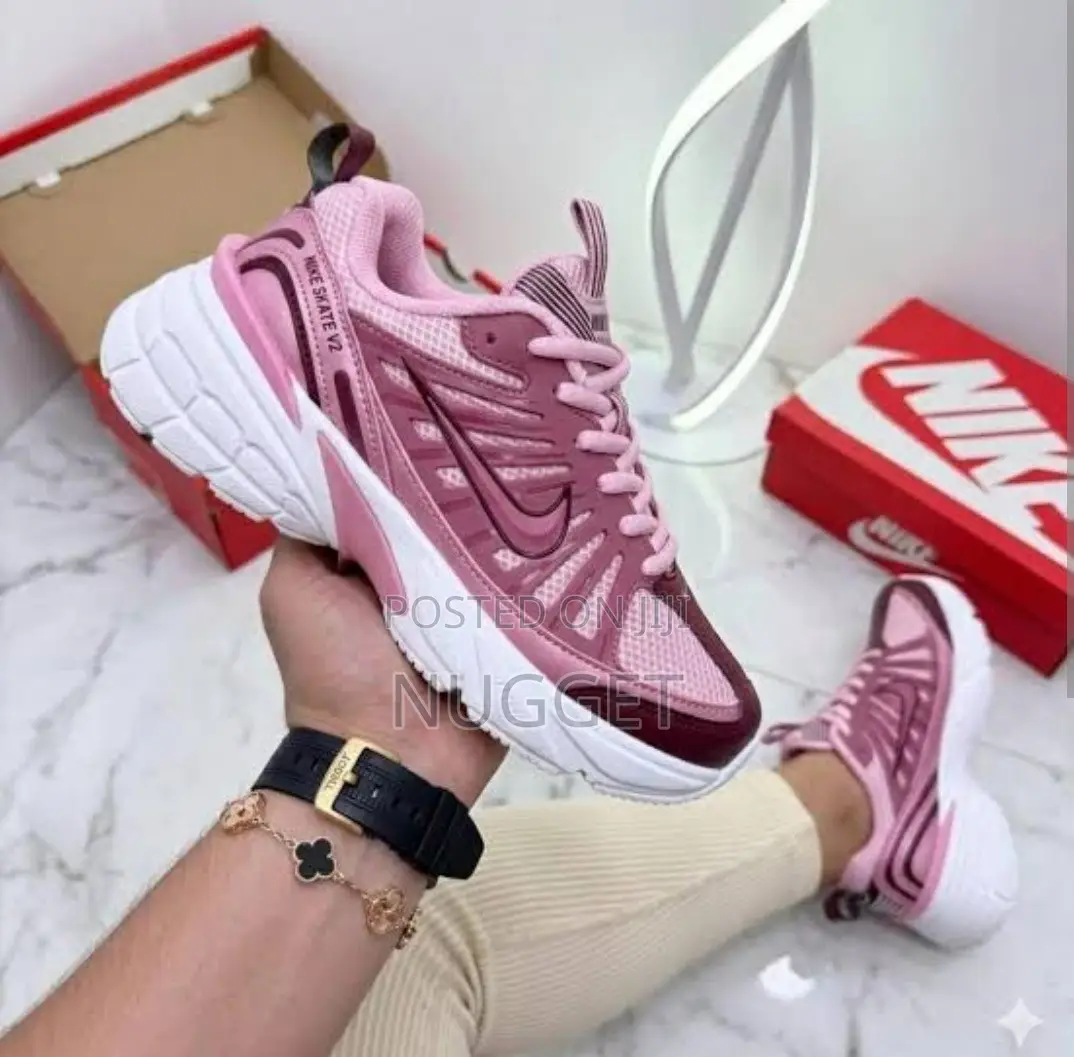 Nike Running Sneakers Pink