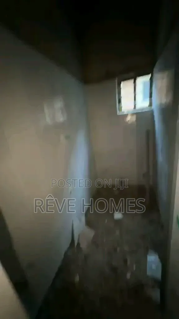 Mini Flat in Fadeyi for rent