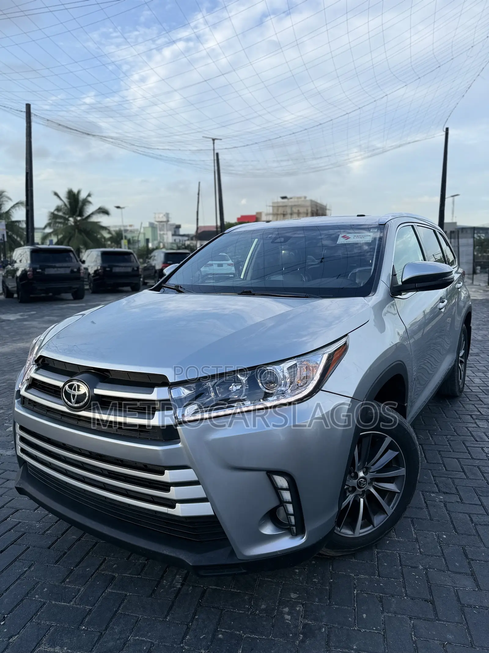 Toyota Highlander XLE 2019 Silver