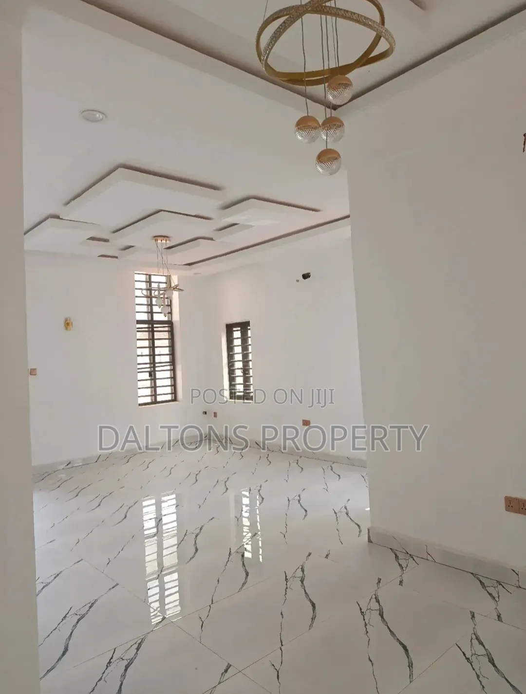 4bdrm Duplex in Von Axis, Sabon Lugbe for rent
