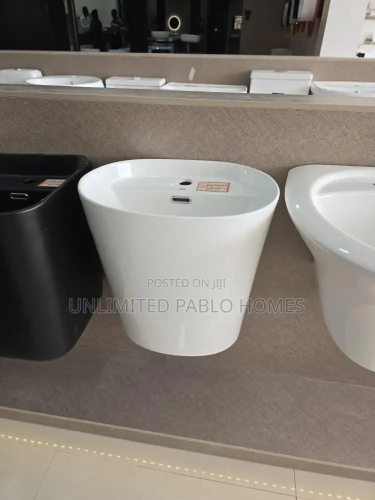Luxury Modern Pedestal Sink