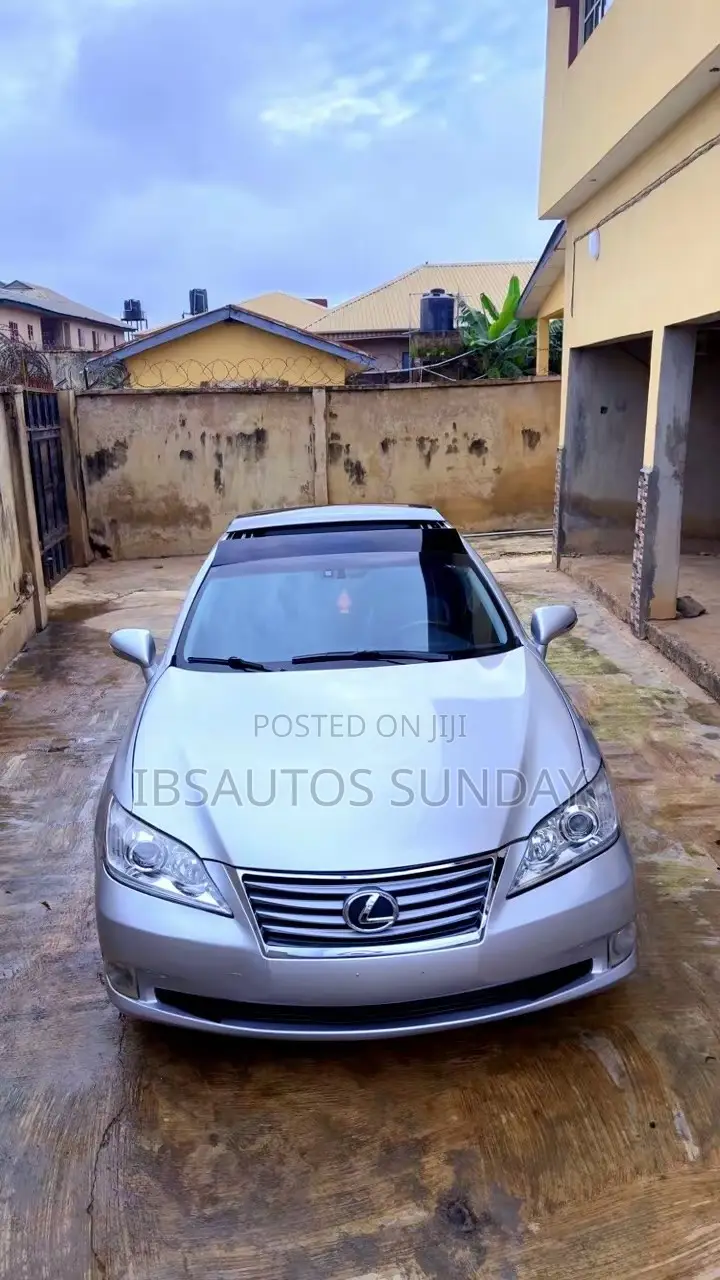 Lexus ES 350 2010 Silver