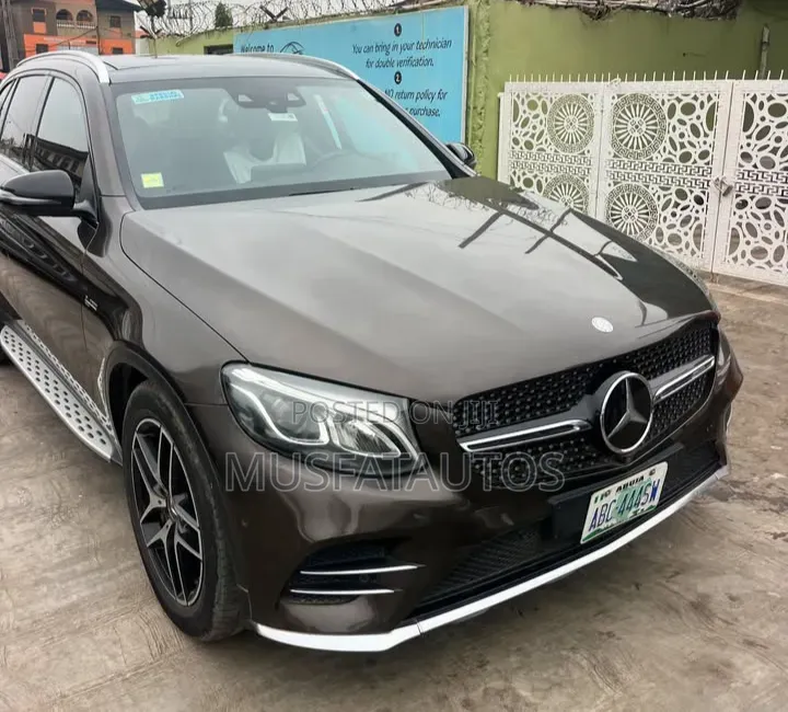 Mercedes-Benz GLC-Class 2017 Brown