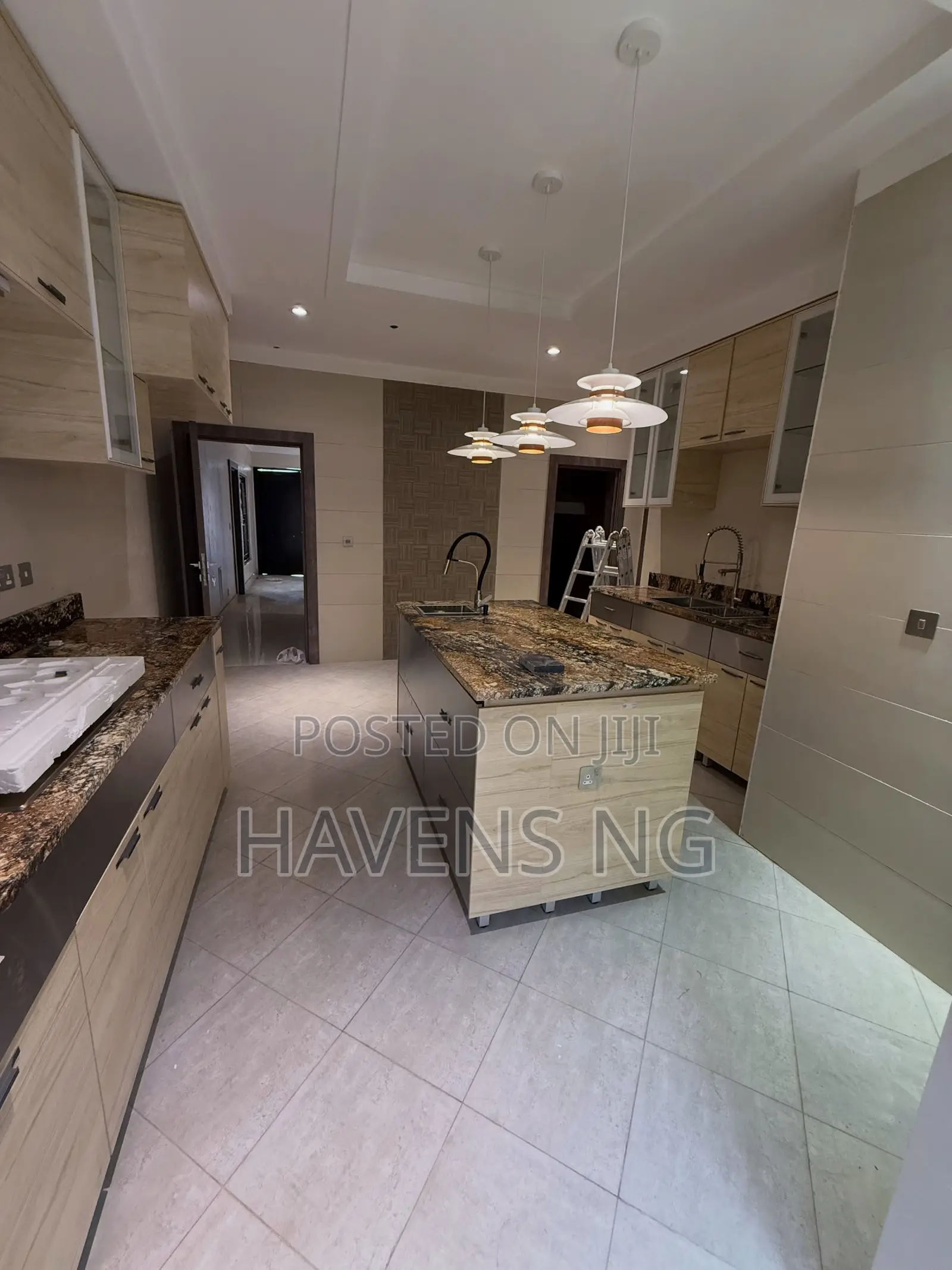 4bdrm Duplex in Jabi for sale