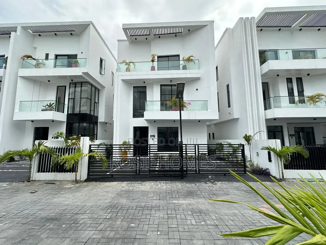 5bdrm Duplex in Royal Pine, Lekki Phase 1 for rent