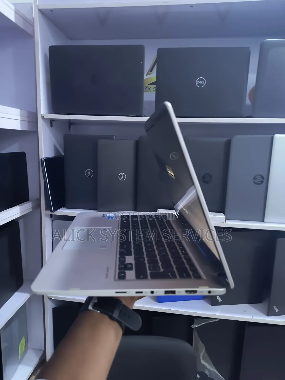 Laptop Asus ZenBook Flip 14 UX461UN 8GB Intel Core i5 SSD 256GB