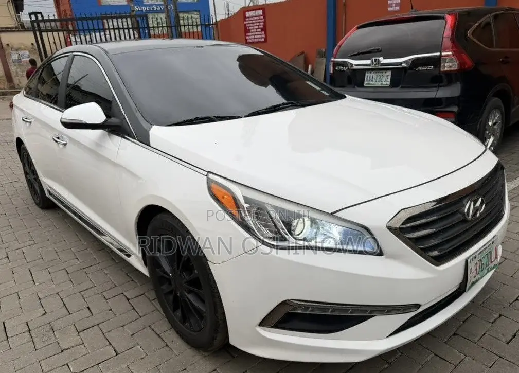 Hyundai Sonata Limited 4dr Sedan (2.4L 4cyl 6A) 2015 White