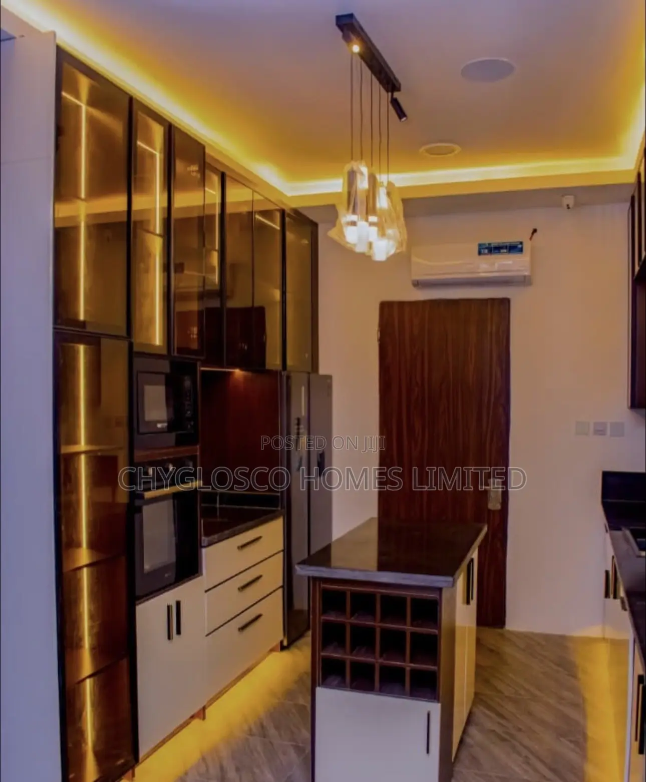 5bdrm Duplex in Woji for sale