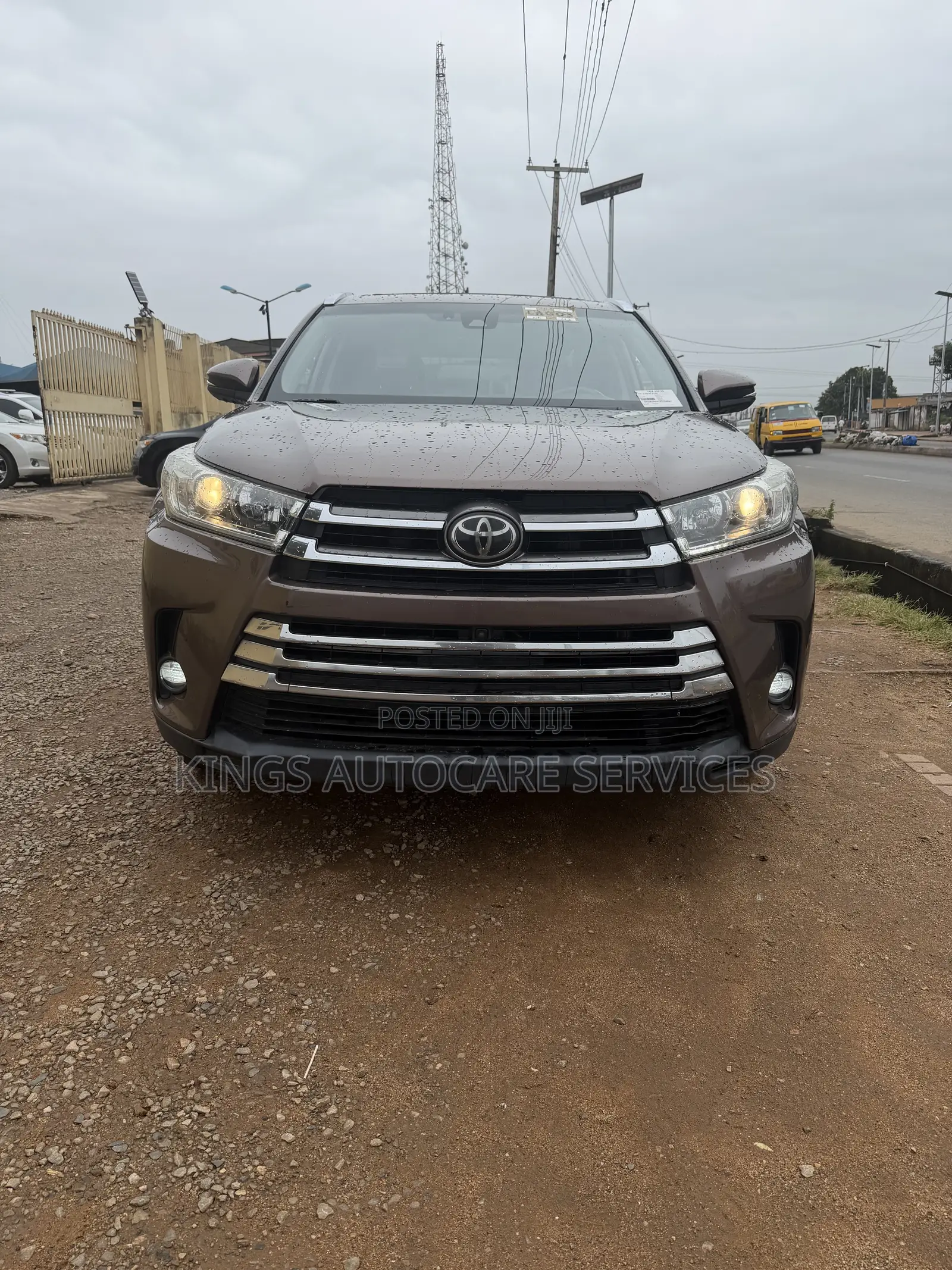 Toyota Highlander Limited Platinum 2019 Brown