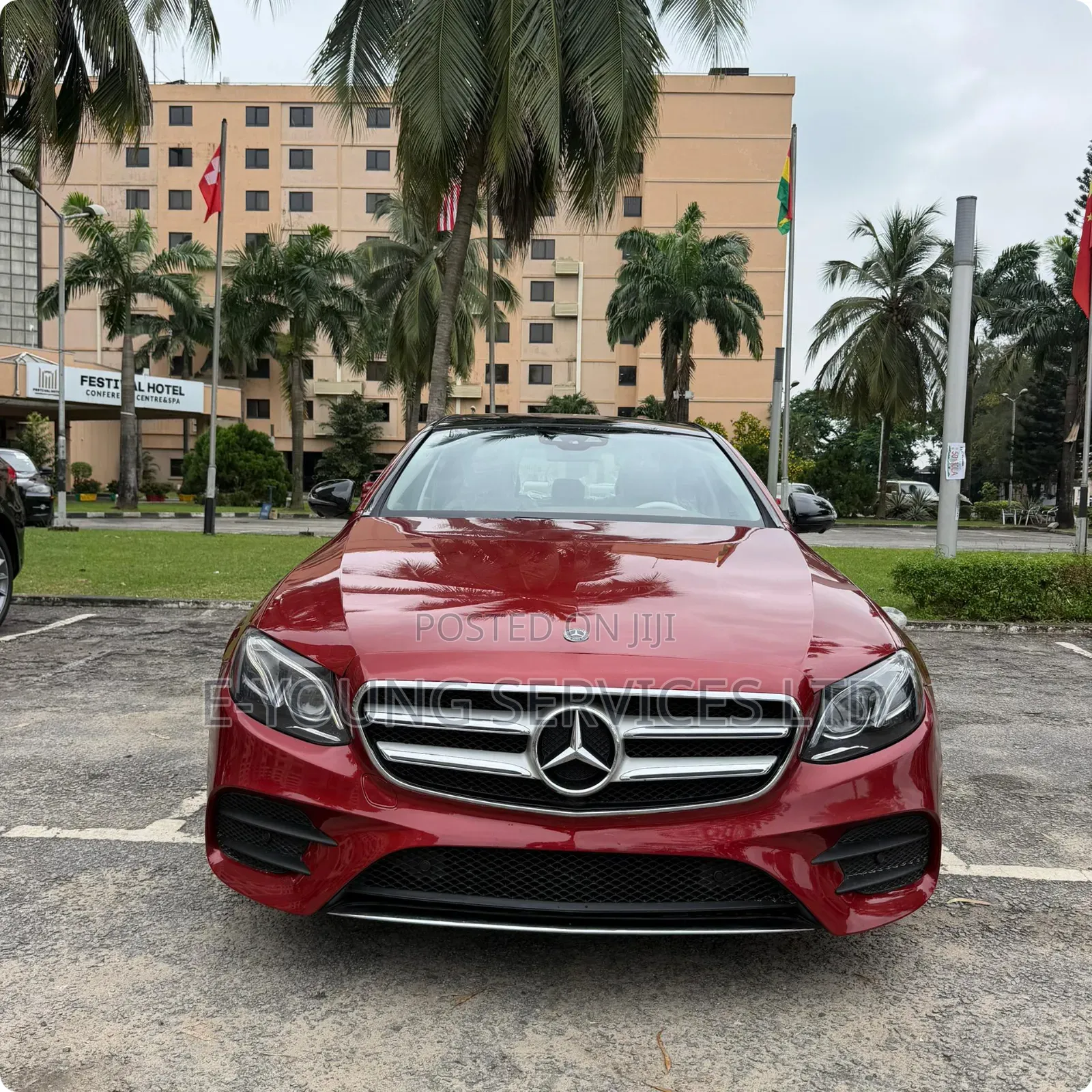 Mercedes-Benz E350 2020 Red