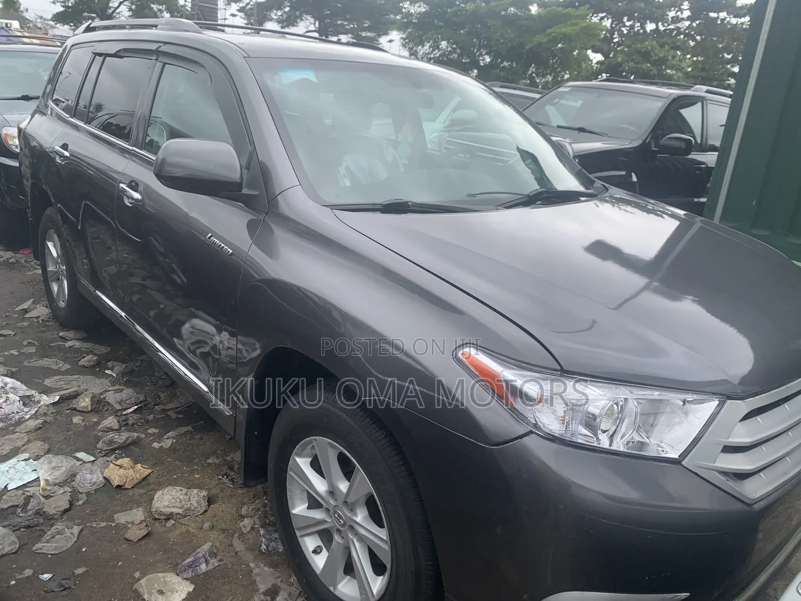 Toyota Highlander Limited 2012 Gray