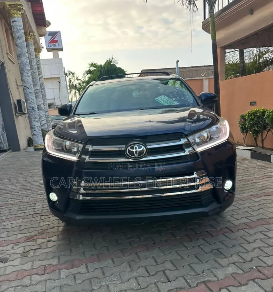 Toyota Highlander XLE V6 4x4 (3.5L 6cyl 6A) 2016 Black