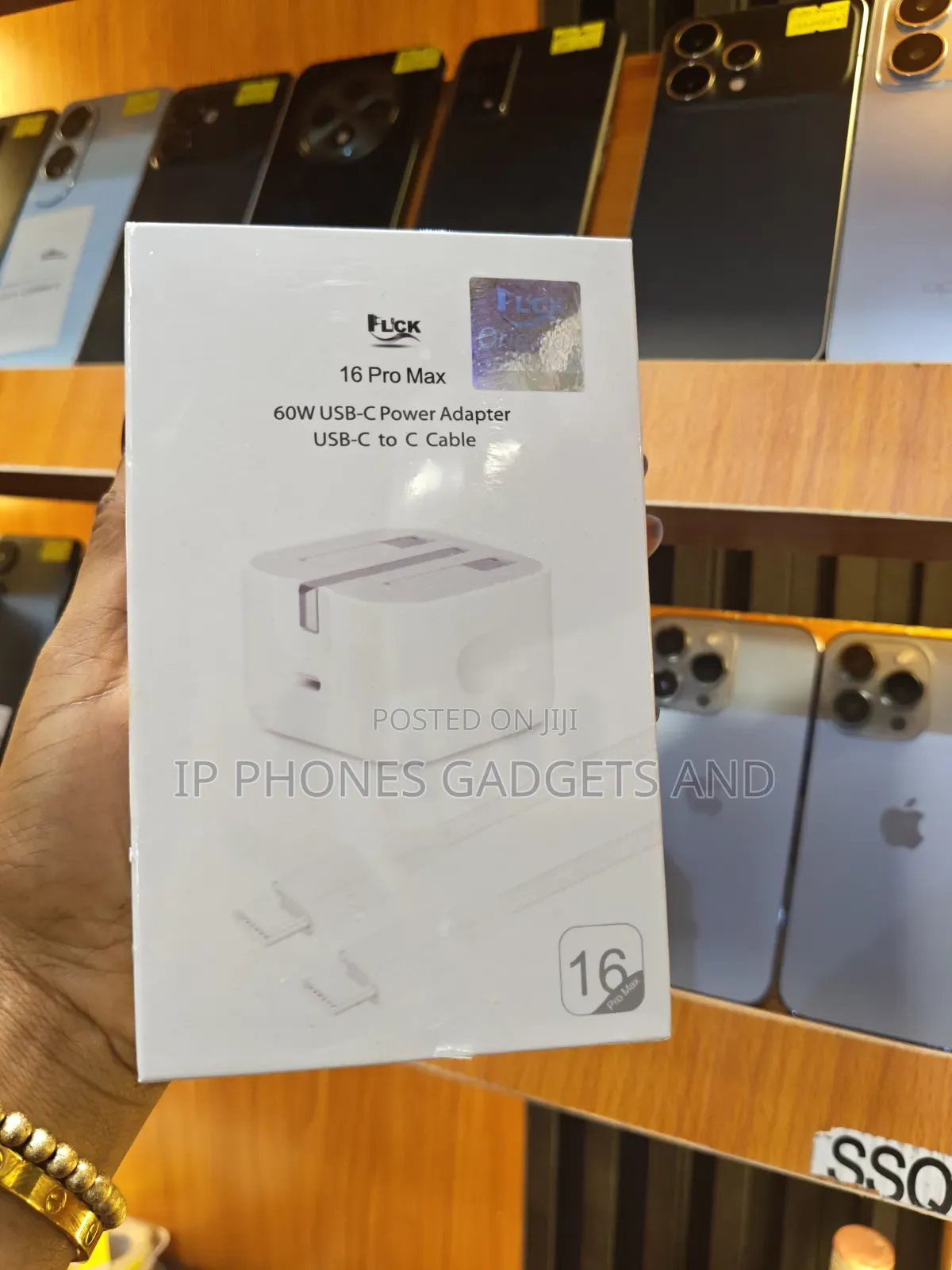 FLCK 16 Pro Max 60W USB-C Charger With USB-C to C Cable - New