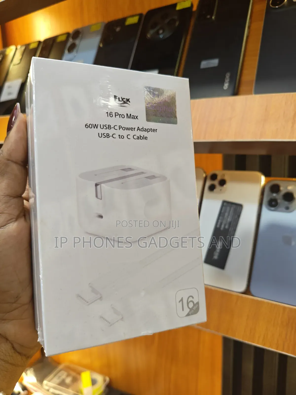 FLCK 16 Pro Max 60W USB-C Charger With USB-C to C Cable - New