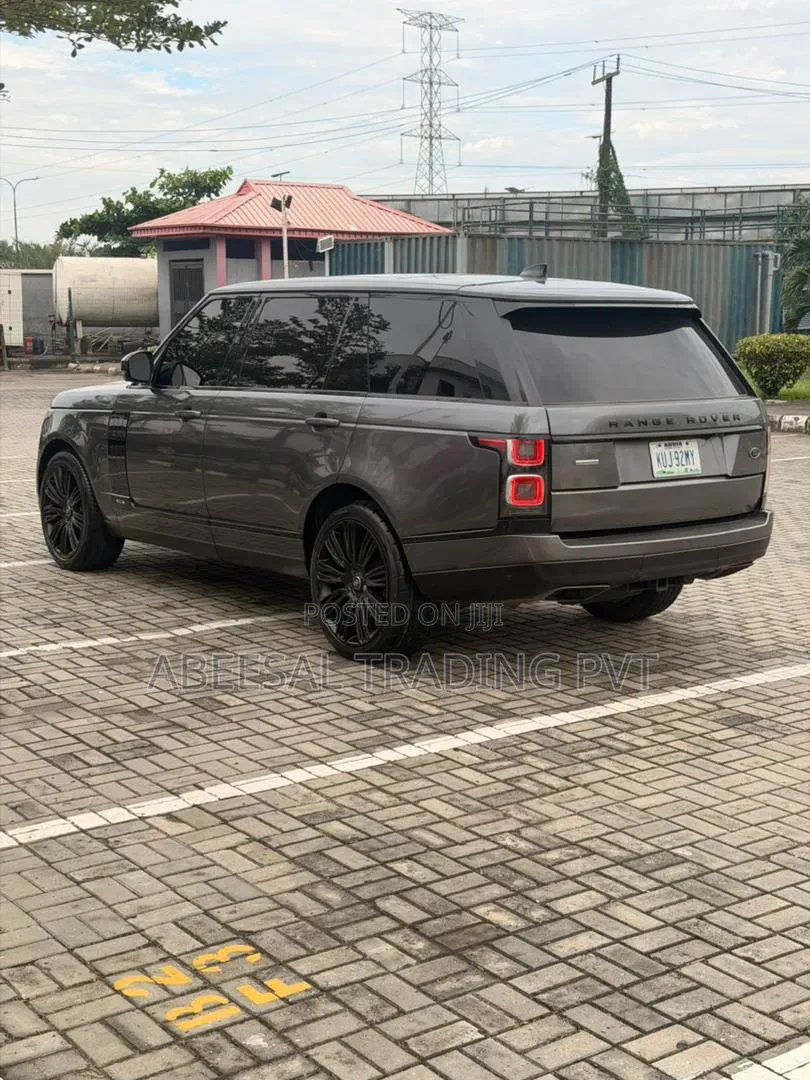 Land Rover Range Rover Vogue 2018 Gray