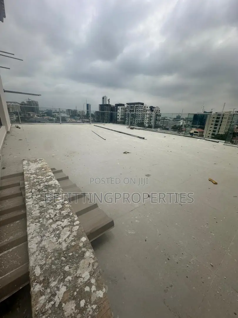 3bdrm Apartment in Victoria Island for sale