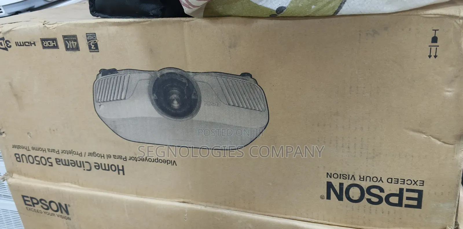 Epson Home Cinema 5050UB 2600 Lumens 4K PRO-UHD 3LCD Projector
