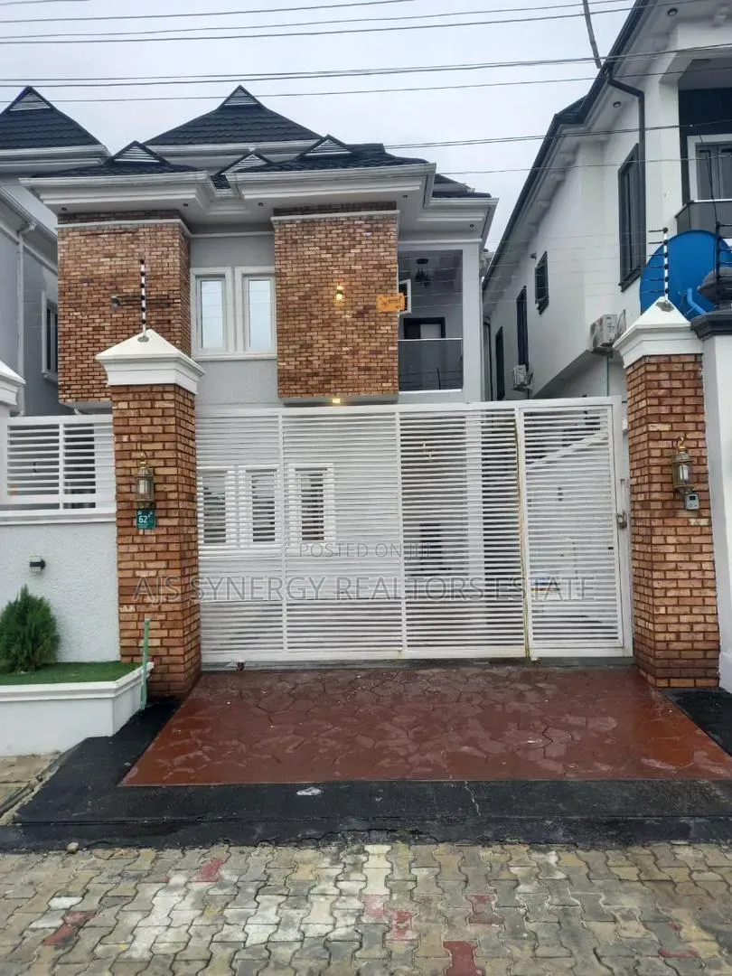 Furnished 5bdrm Duplex in Osapa london for sale