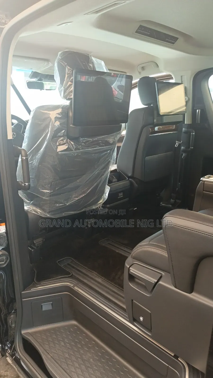 New Toyota Granvia 2026 Black