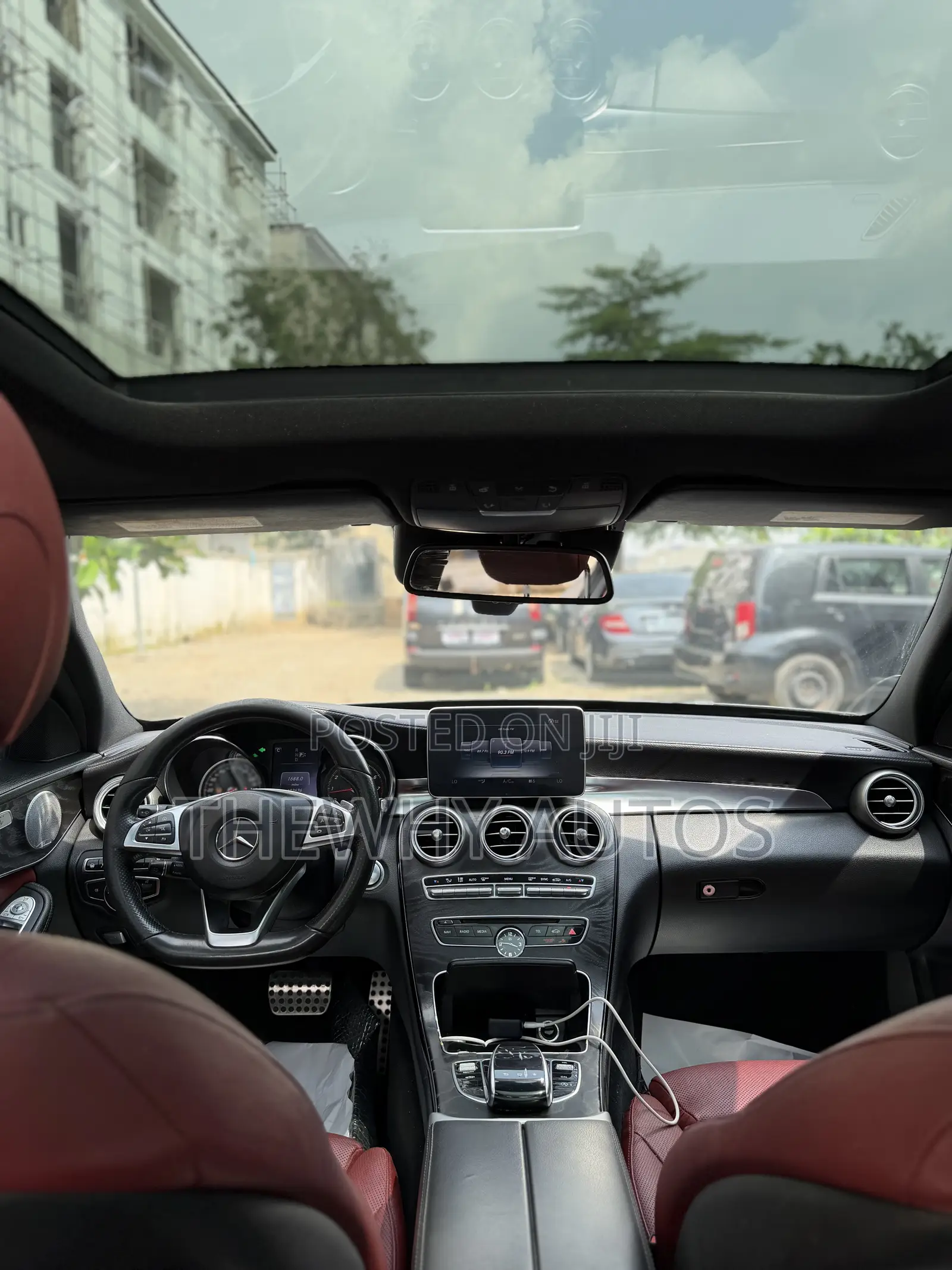 Mercedes-Benz C400 4Matic AWD Sedan (3.0L V6 7A) 2015 Gray
