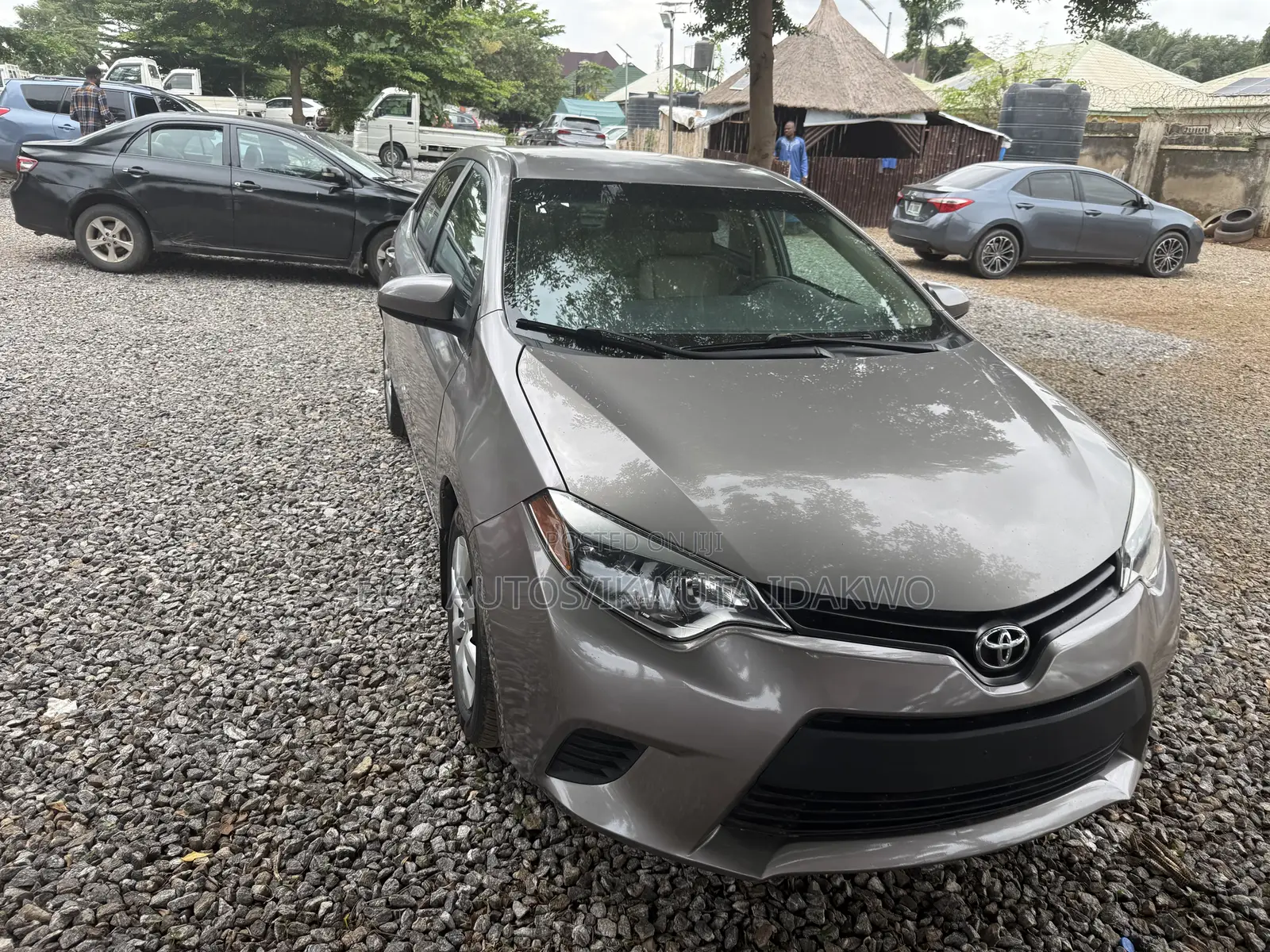 Toyota Corolla LE Eco Plus 4dr Sedan (1.8L 4cyl CVT) 2014 Brown