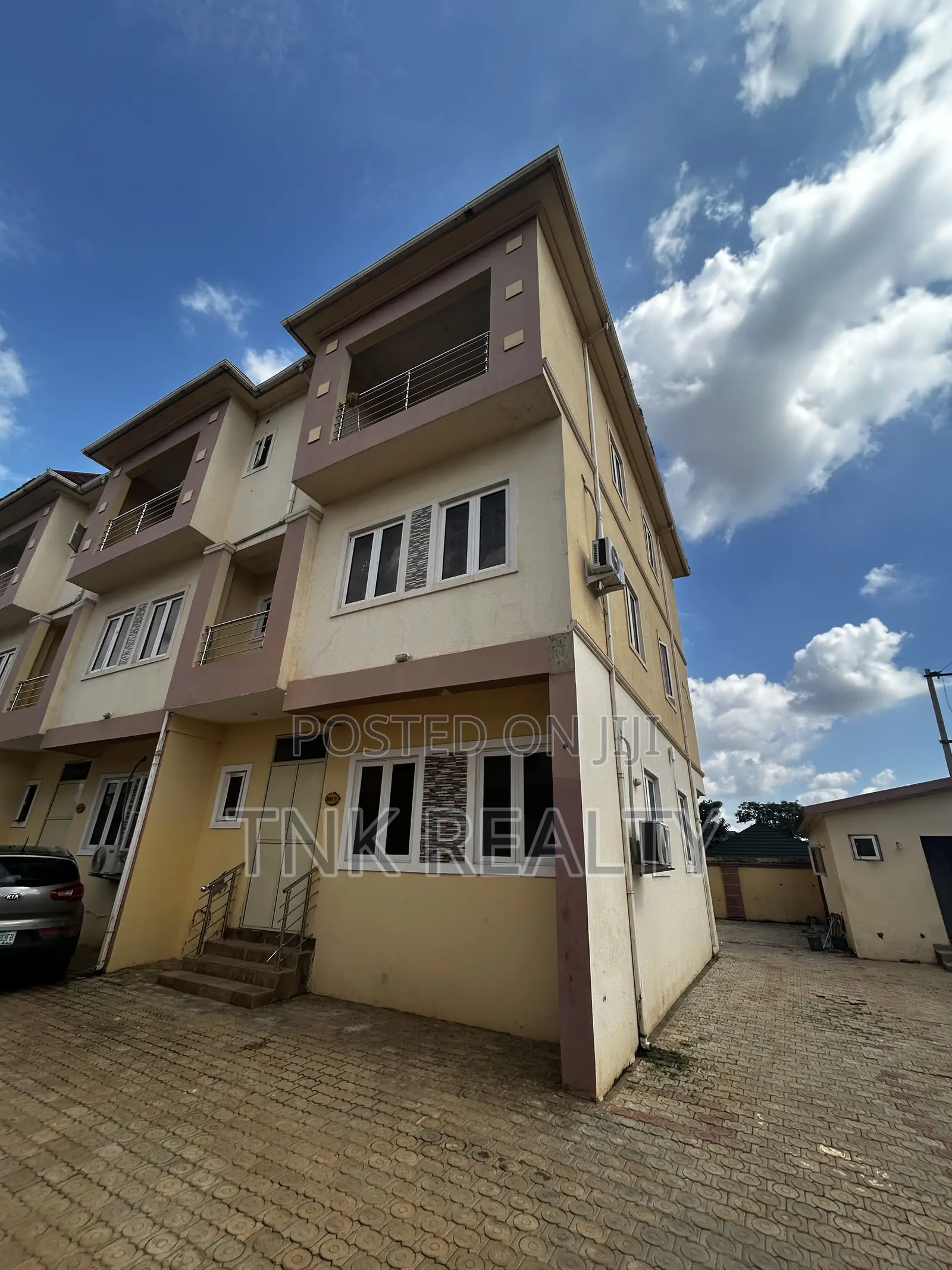 Mini Flat in Jahi for rent