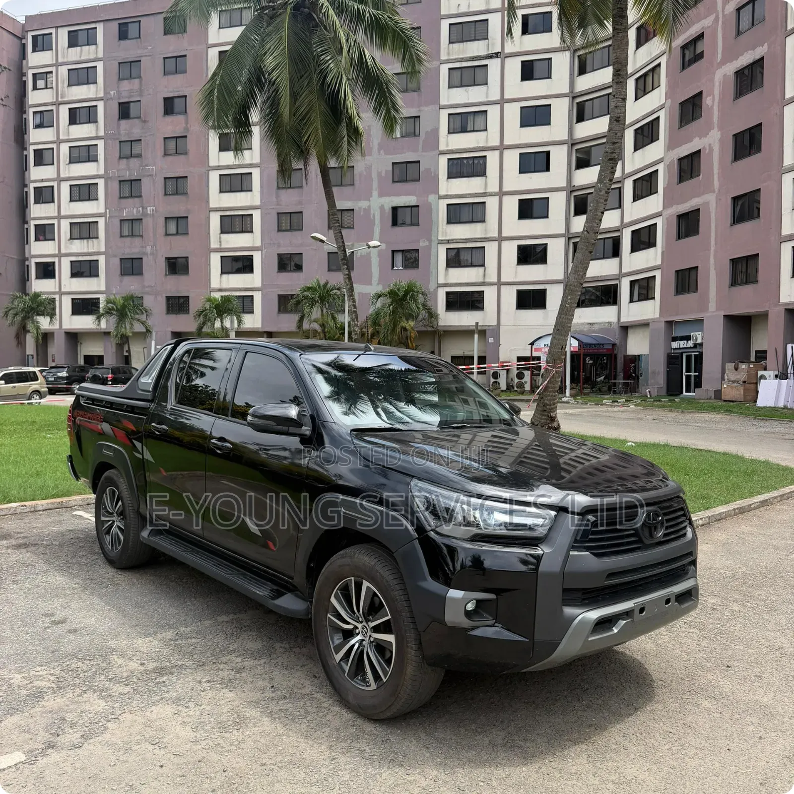 Toyota Hilux 2020 Black