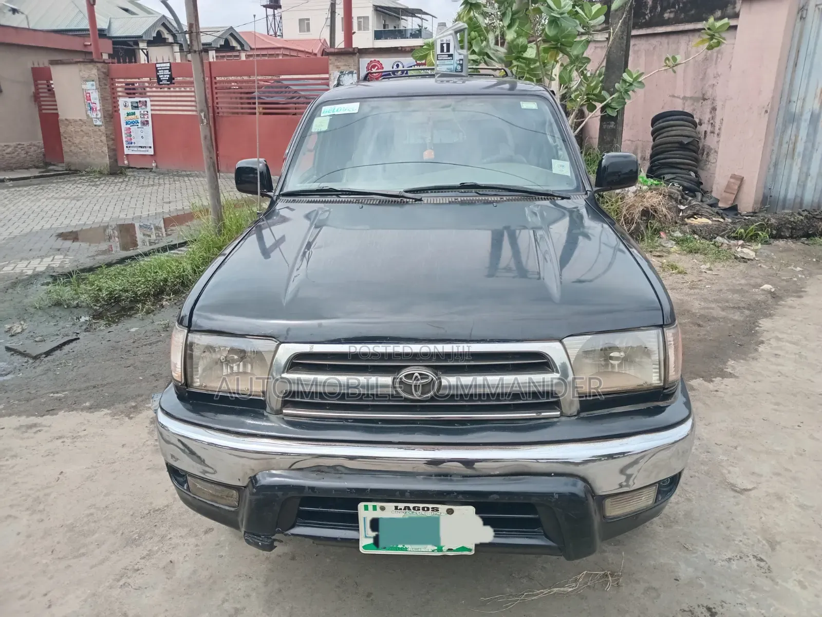 Toyota 4-Runner 2000 Black