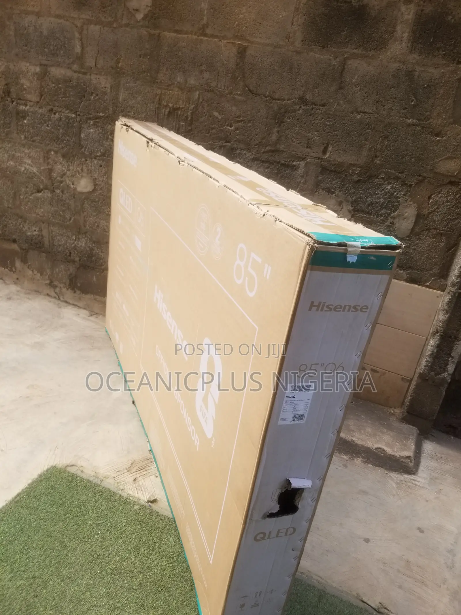 Hisense 85" Large Screen QLED TV