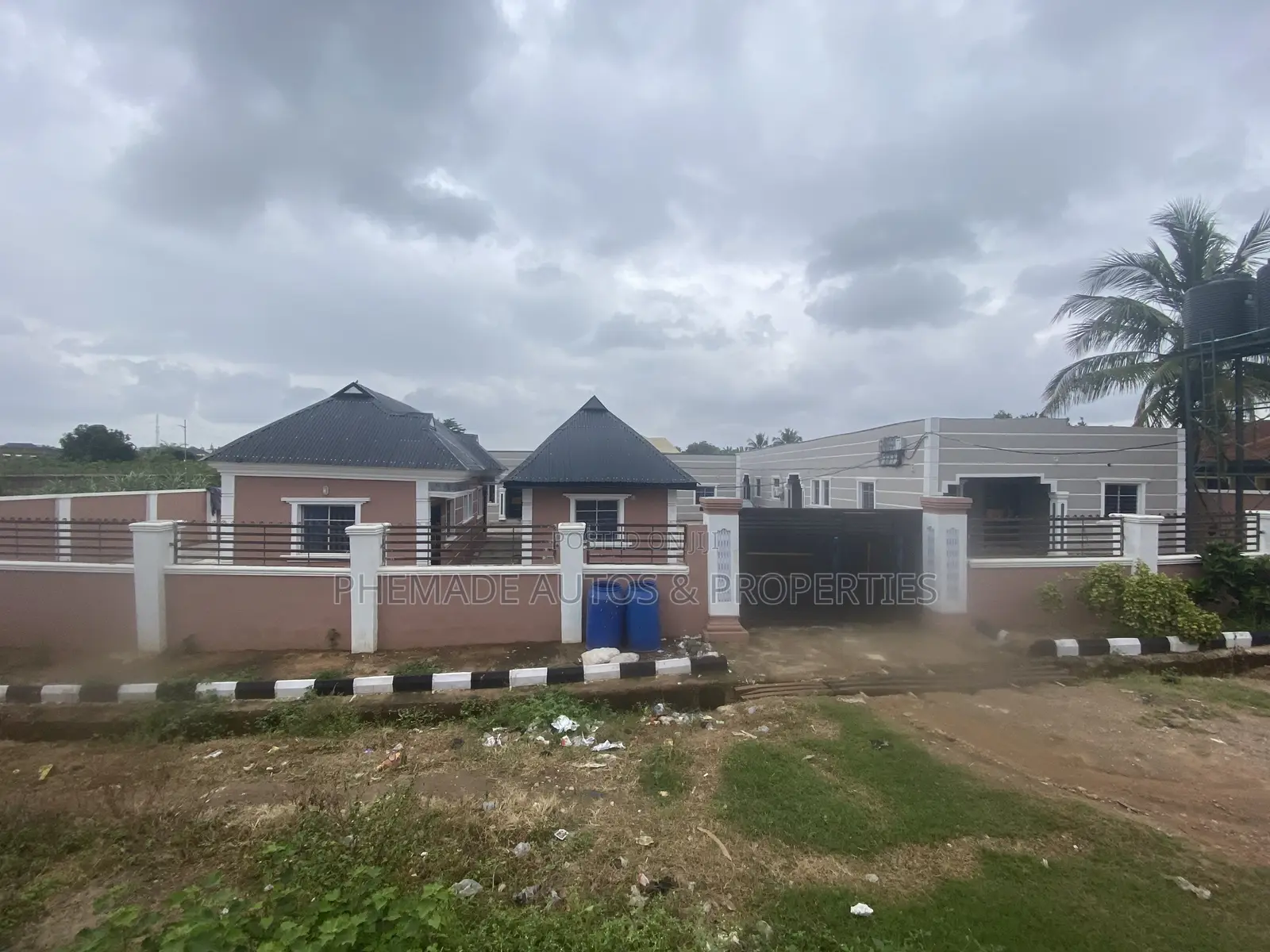 Furnished 2bdrm Block of Flats in Ogo Oluwa Area, Osogbo for sale