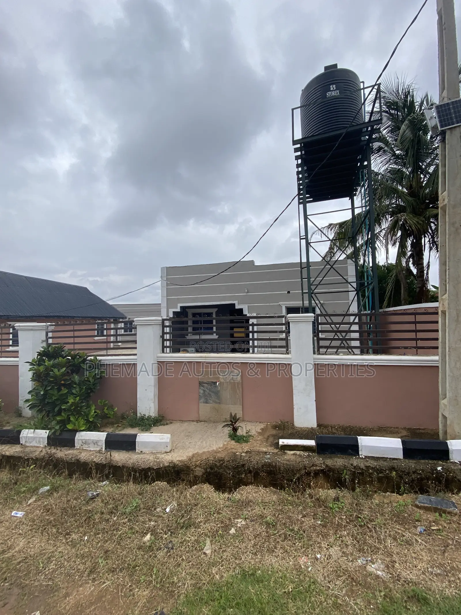 Furnished 2bdrm Block of Flats in Ogo Oluwa Area, Osogbo for sale