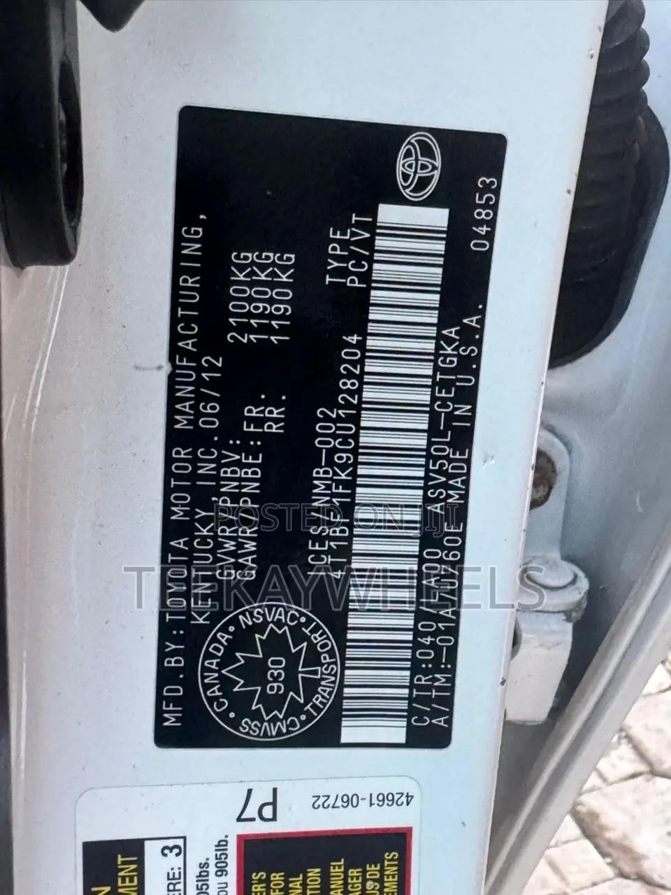 Toyota Camry XLE 4dr Sedan (2.5L 4cyl 6A) 2013 White