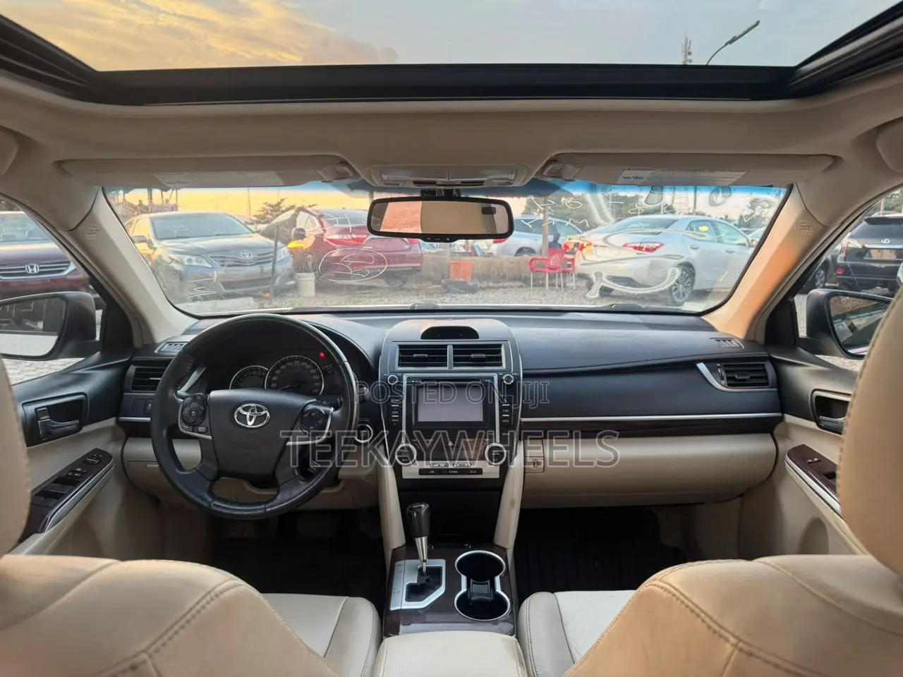 Toyota Camry XLE 4dr Sedan (2.5L 4cyl 6A) 2013 White