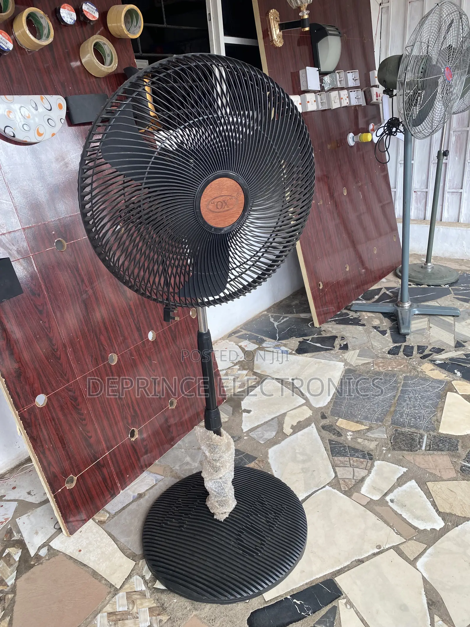 Ox 18 Inches Standing Fan