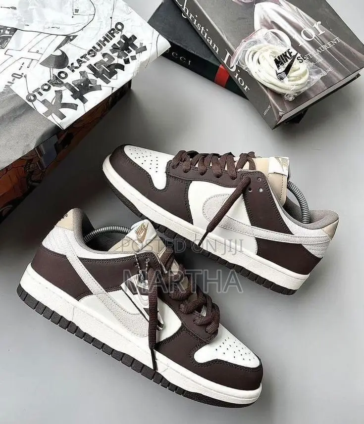 Luxury SB Nike Sneakers Three Colors