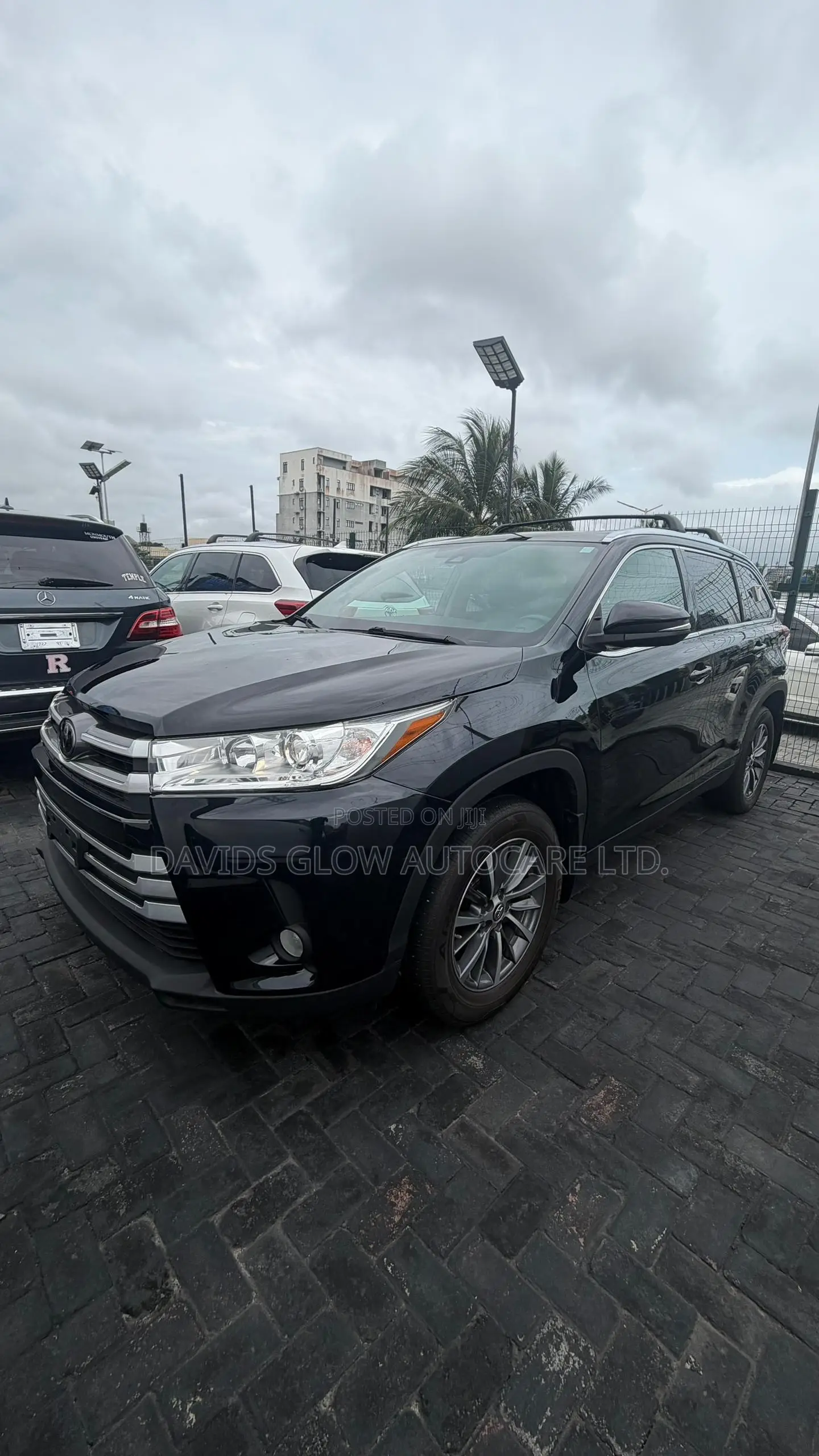 Toyota Highlander XLE 2019 Black