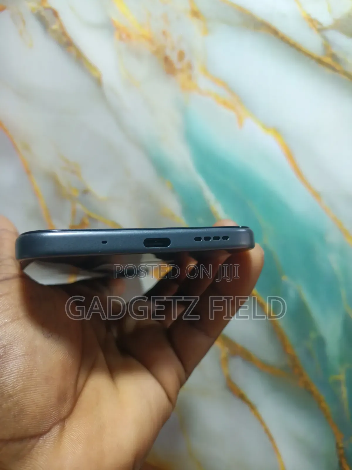 Infinix Hot 70 128 GB Black
