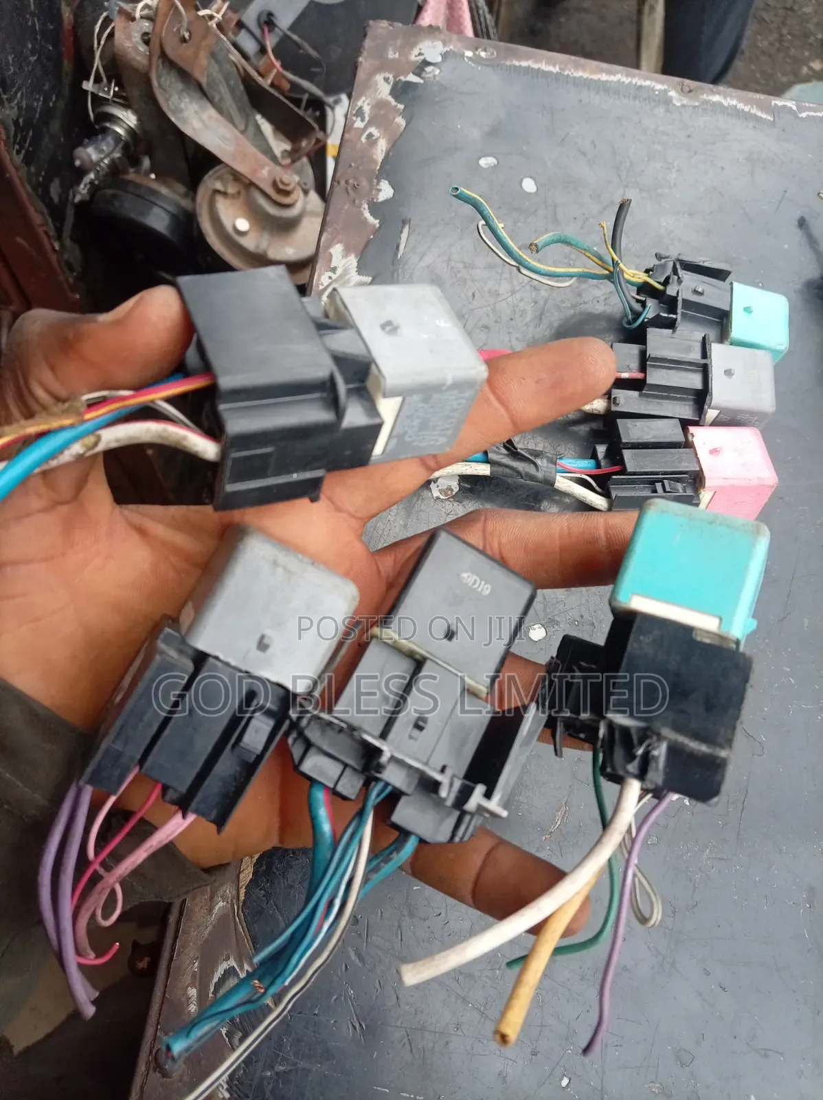 4 Pin and 5 Pin Big Pin Relay With Socket