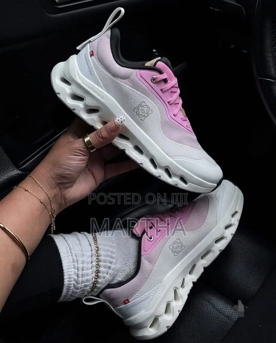 Luxury Loewe Xoncloudtilt Sneakers  With 4 Colors