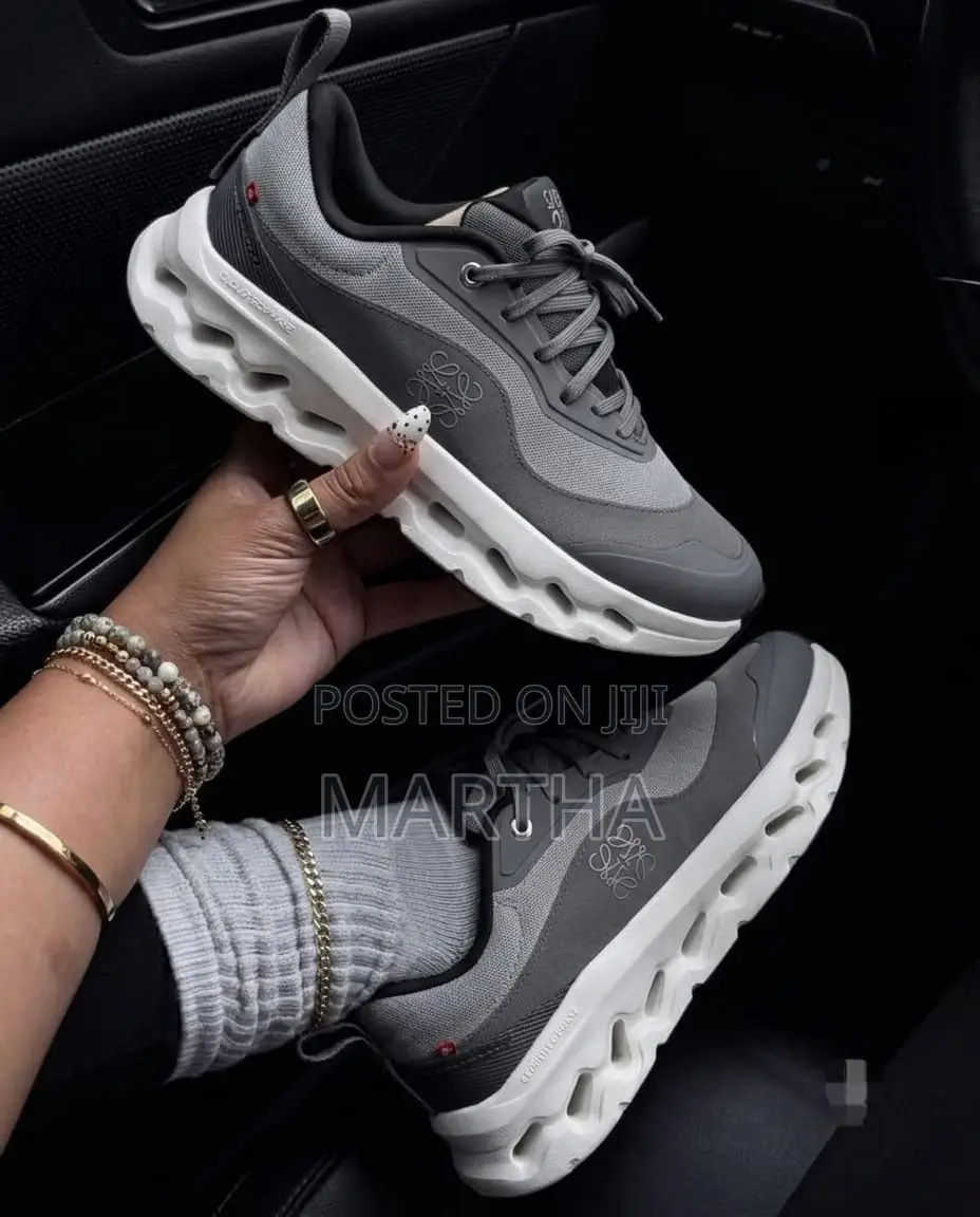 Luxury Loewe Xoncloudtilt Sneakers  With 4 Colors