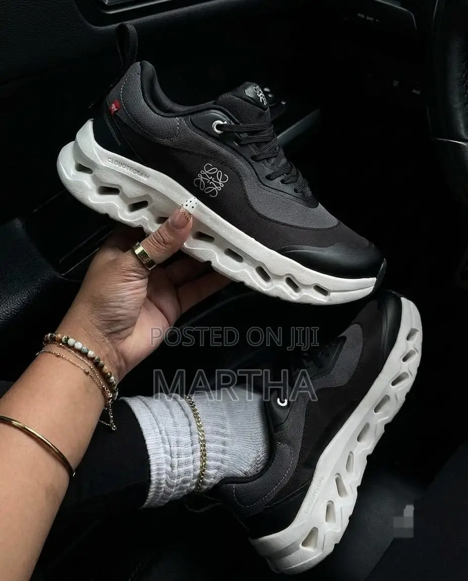 Luxury Loewe Xoncloudtilt Sneakers  With 4 Colors