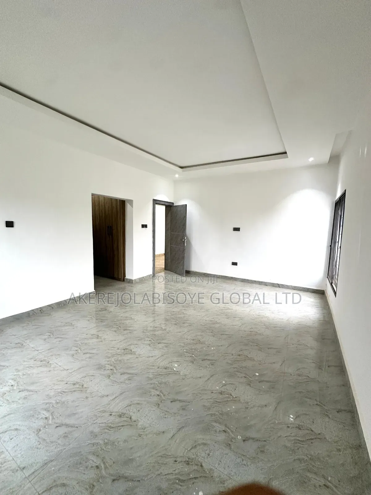 4bdrm Duplex in Lifecamp Abuja for sale