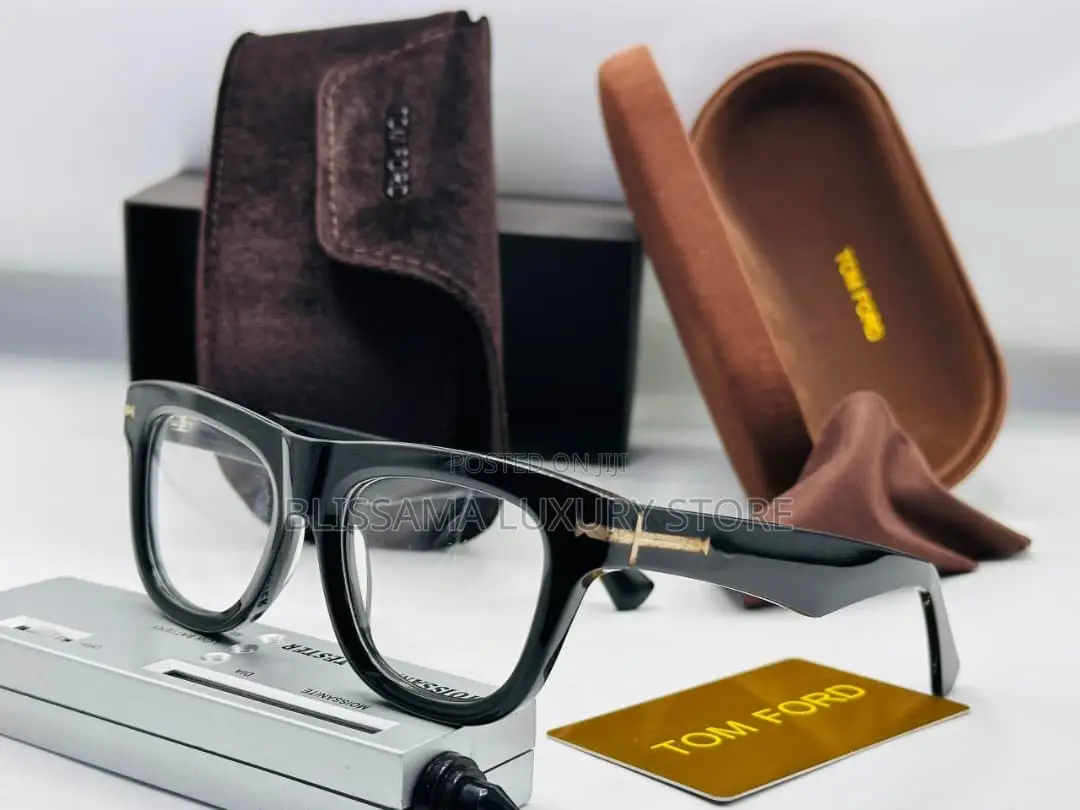 Tom Ford Luxury Woo Designer Glasses –  Stylish & Premium Quality