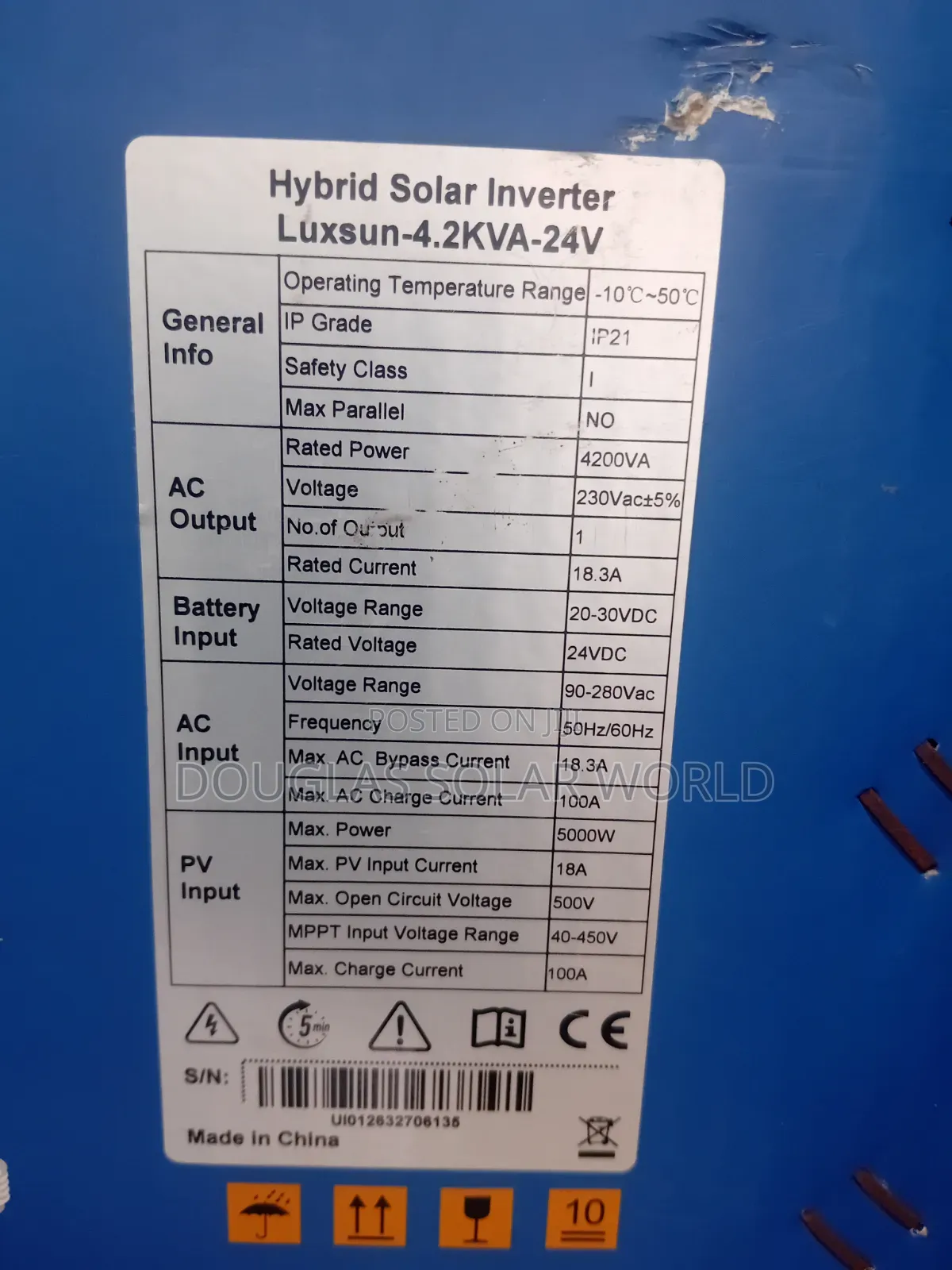 Luxsun 4.2kVA 24V Hybrid Inverter