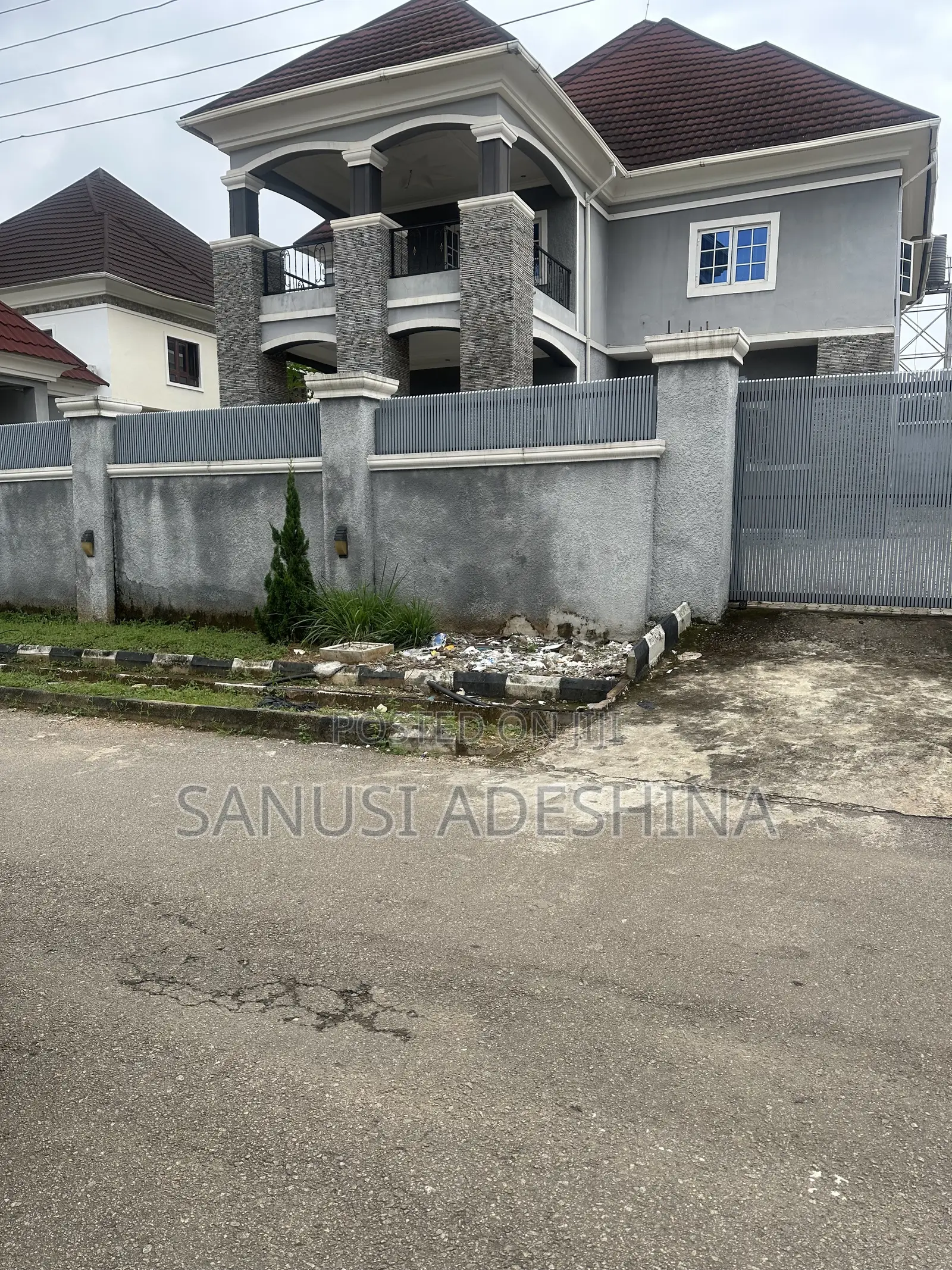 4bdrm Duplex in Gwarimpa Estate, By, Gwarinpa for sale