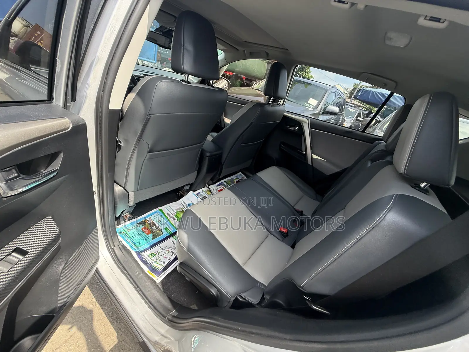 Toyota RAV4 Limited 4dr SUV (2.5L 4cyl 6A) 2015 Silver