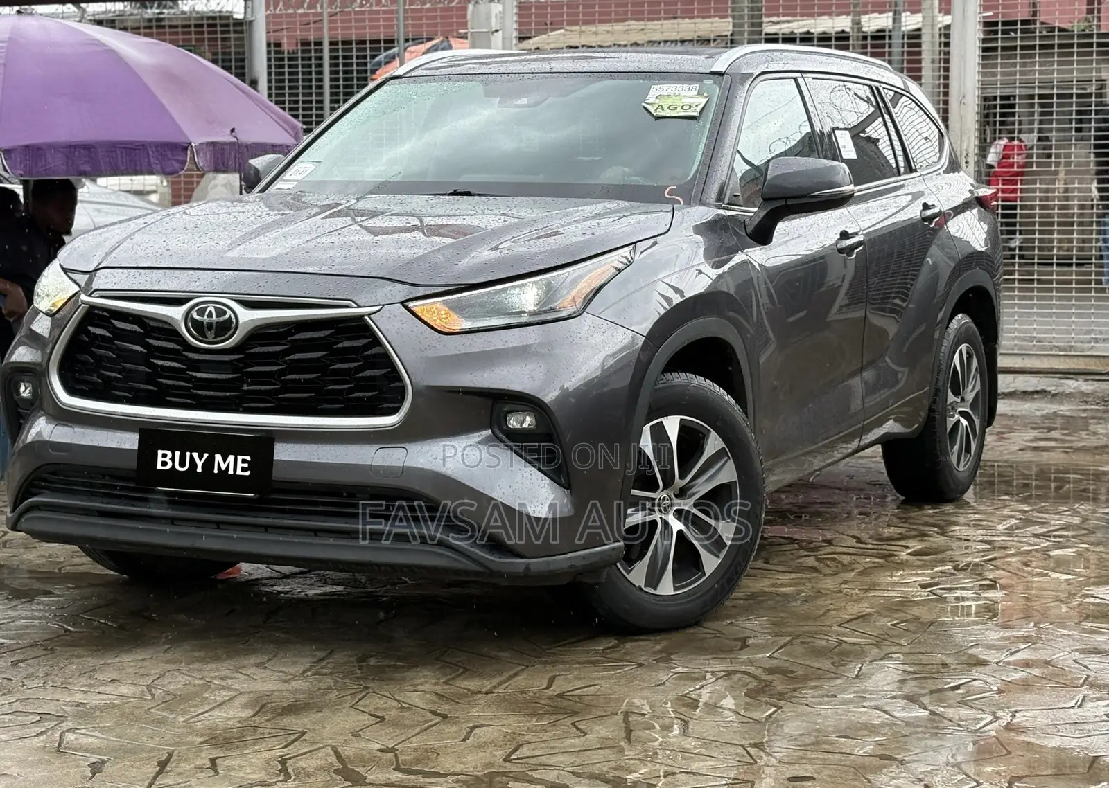 Toyota Highlander XLE 2021 Gray