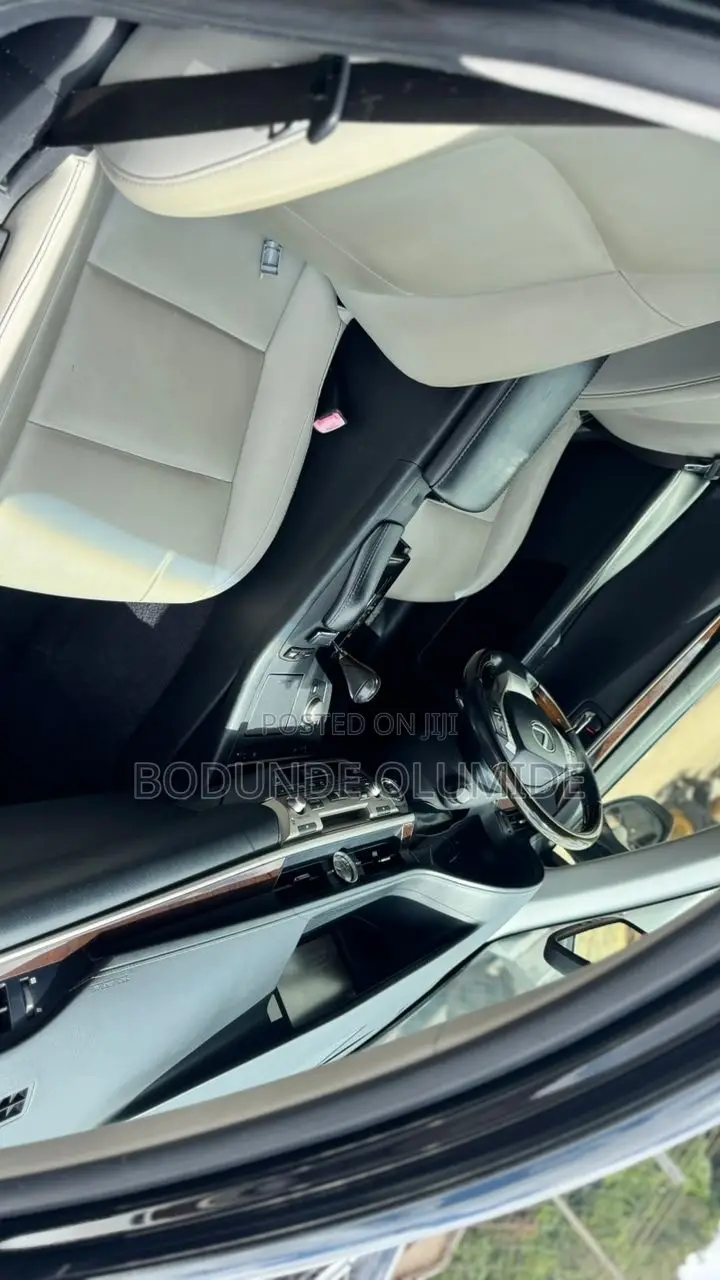 Lexus ES 2018 Black