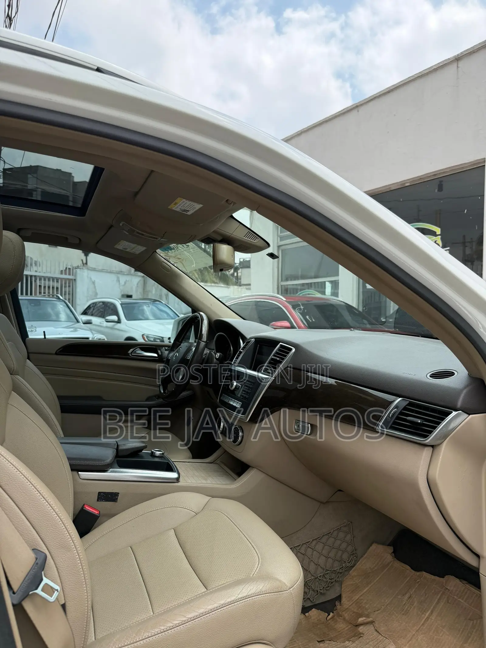 Mercedes-Benz M Class ML350 4MATIC 4dr SUV AWD (3.5L 6cyl 7A) 2015