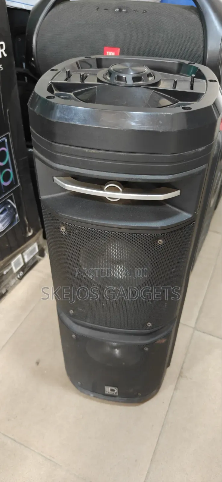 Dennis SE-606UR AC/DC Bluetooth Speaker